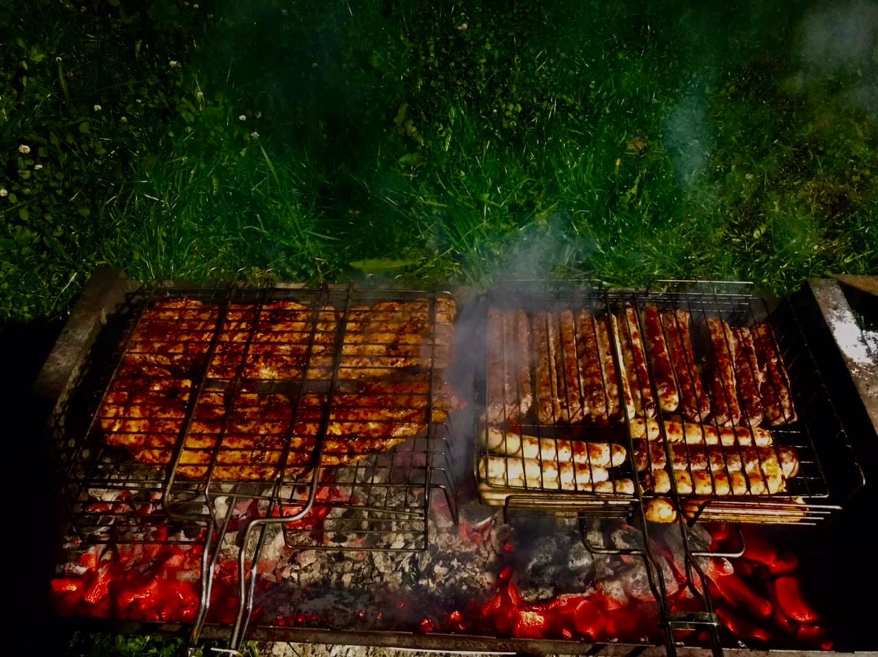 Шале (Большой дом), Гостевой дом Рай в шалаше в Коробицыно