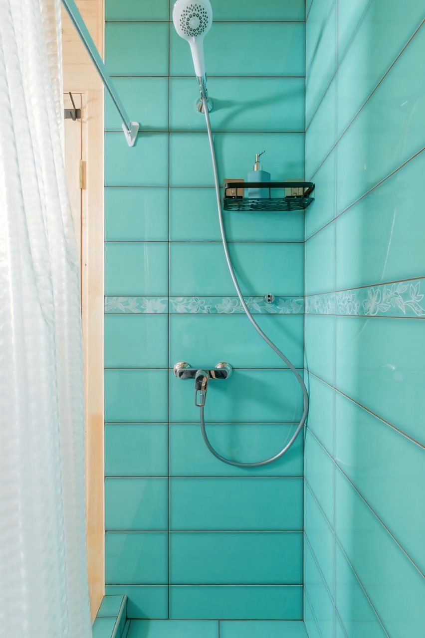 Шале (Большой дом), Гостевой дом Рай в шалаше в Коробицыно