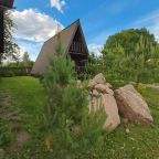 Шале (Большой дом), Гостевой дом Рай в шалаше в Коробицыно