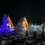 Шале (Шале 2), Гостевой дом Рай в шалаше в Коробицыно