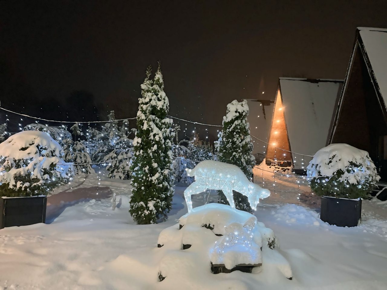 Шале (Шале 2), Гостевой дом Рай в шалаше в Коробицыно