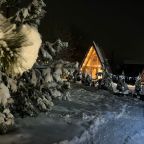 Шале (Шале 2), Гостевой дом Рай в шалаше в Коробицыно