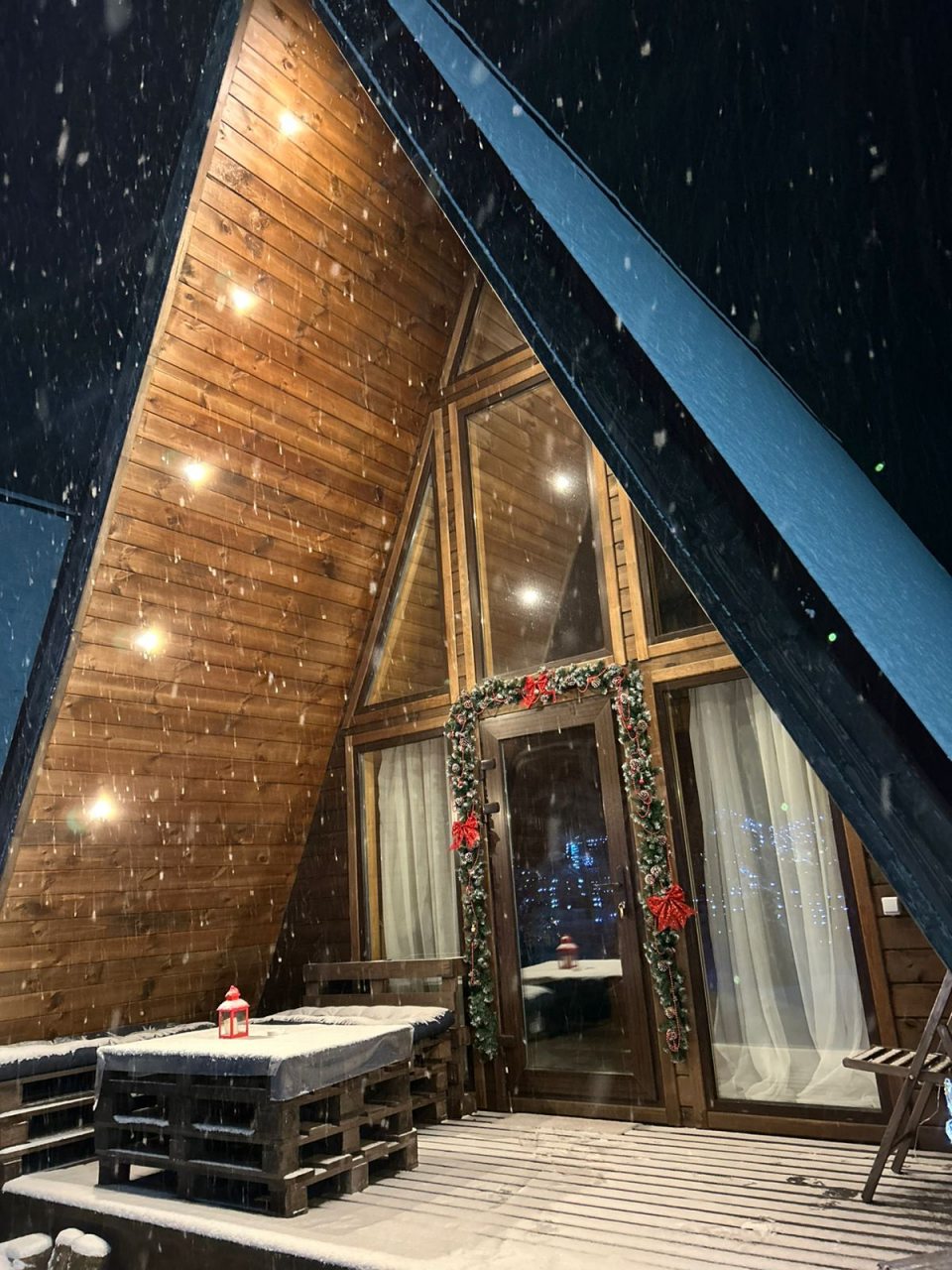 Шале (Шале 2), Гостевой дом Рай в шалаше в Коробицыно