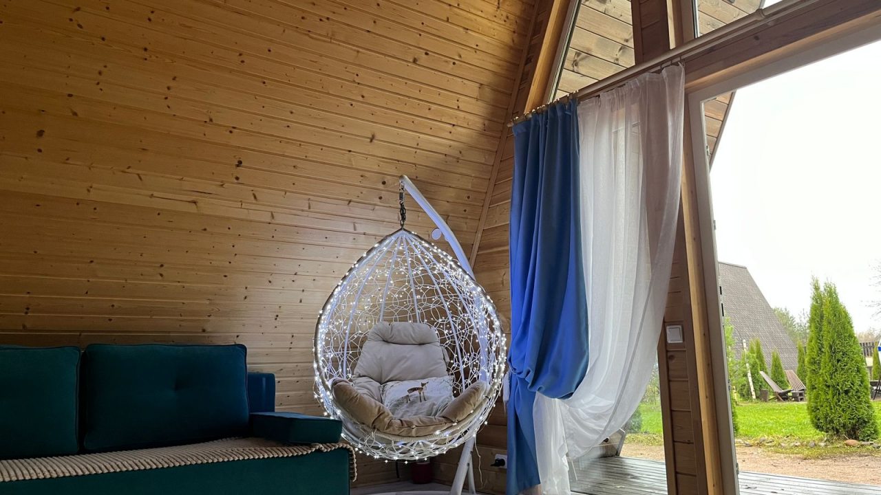 Шале (Шале 2), Гостевой дом Рай в шалаше в Коробицыно