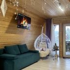 Шале (Большой дом), Гостевой дом Рай в шалаше в Коробицыно