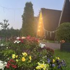 Шале (Шале 3), Гостевой дом Рай в шалаше в Коробицыно