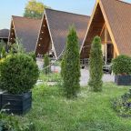 Шале (Шале 3), Гостевой дом Рай в шалаше в Коробицыно