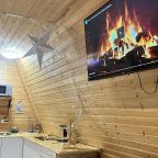 Шале (Большой дом), Гостевой дом Рай в шалаше в Коробицыно