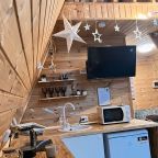 Шале (Шале 4), Гостевой дом Рай в шалаше в Светлом