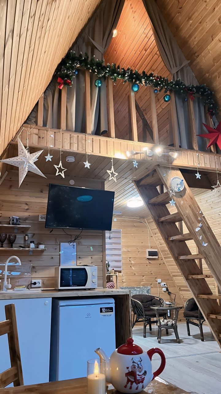 Шале (Шале 4), Гостевой дом Рай в шалаше в Светлом