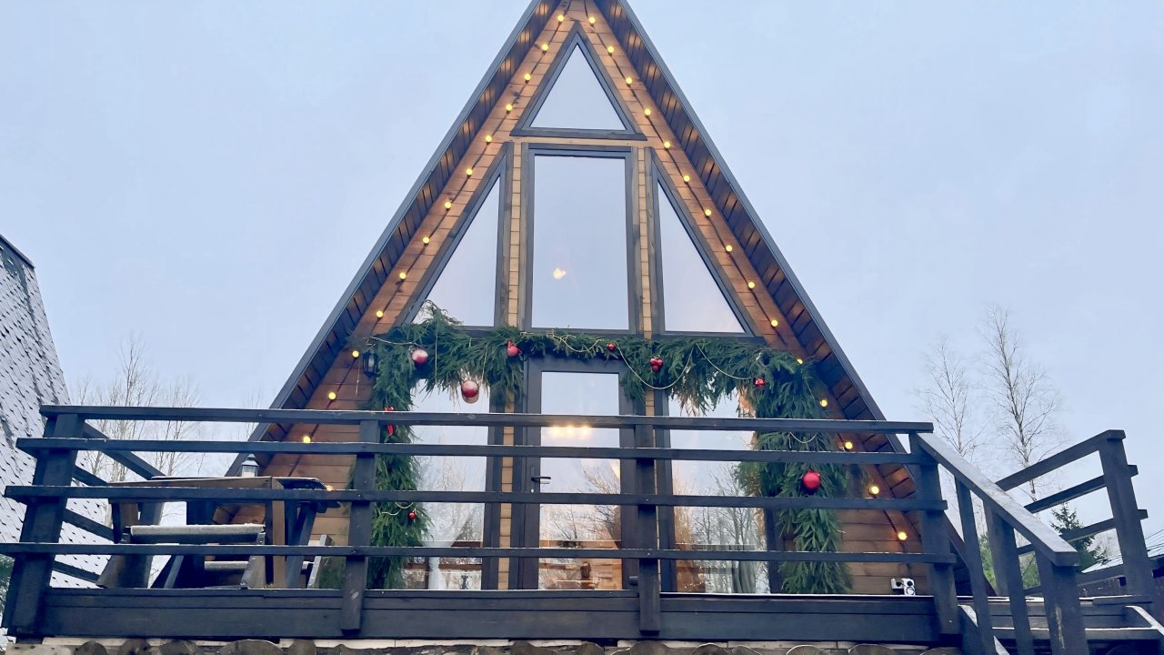 Шале (Шале 4), Гостевой дом Рай в шалаше в Светлом