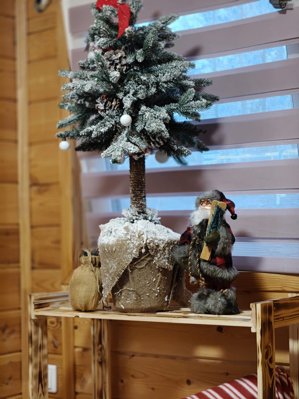 Шале (Шале 4), Гостевой дом Рай в шалаше в Светлом