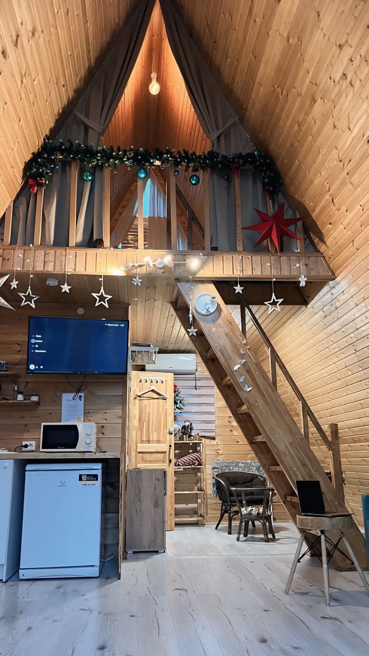 Шале (Шале 4), Гостевой дом Рай в шалаше в Светлом