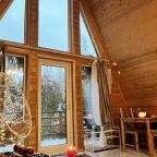 Шале (Шале 4), Гостевой дом Рай в шалаше в Светлом