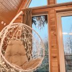 Шале (Шале 4), Гостевой дом Рай в шалаше в Светлом