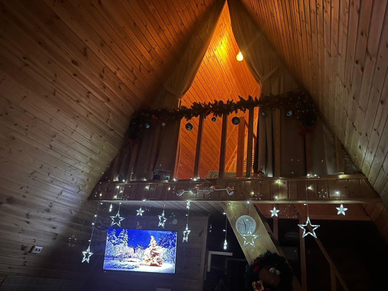 Шале (Шале 4), Гостевой дом Рай в шалаше в Светлом