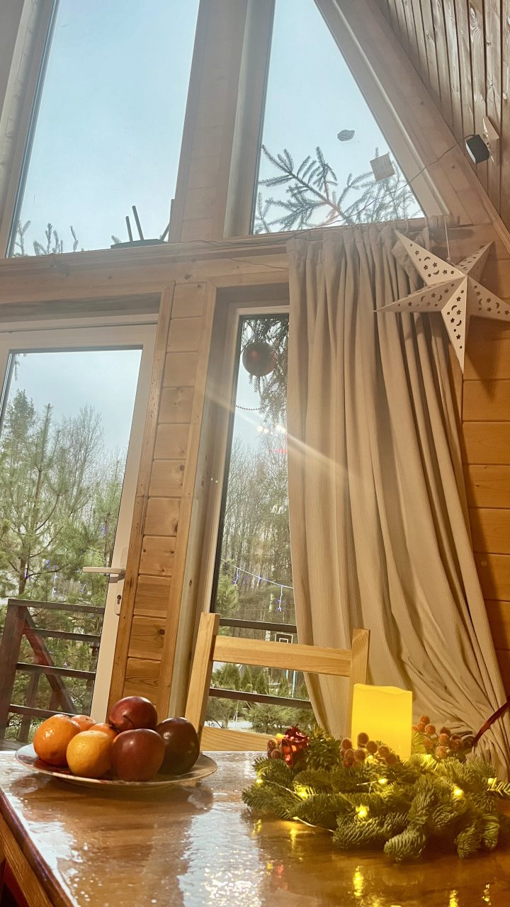 Шале (Шале 2 все оттенки красного), Гостевой дом Рай в шалаше в Светлом