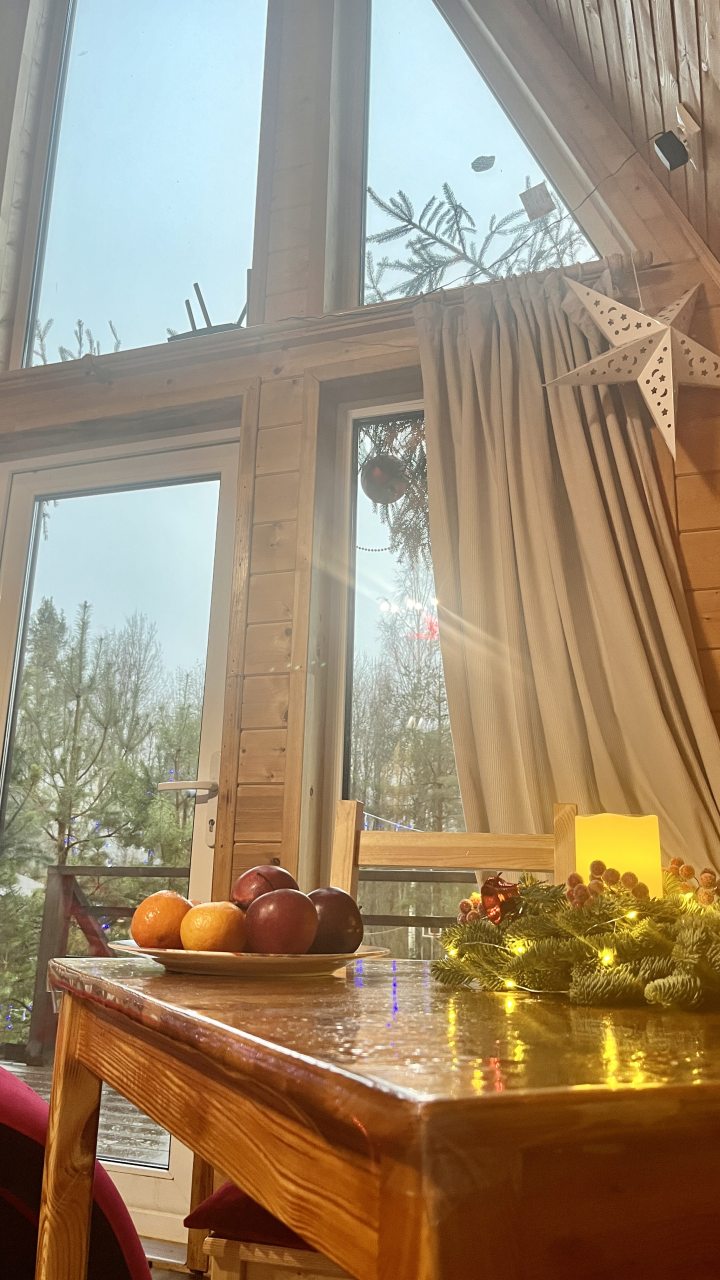 Шале (Шале 2 все оттенки красного), Гостевой дом Рай в шалаше в Светлом