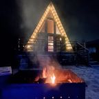 Шале (Шале 2 все оттенки красного), Гостевой дом Рай в шалаше в Светлом