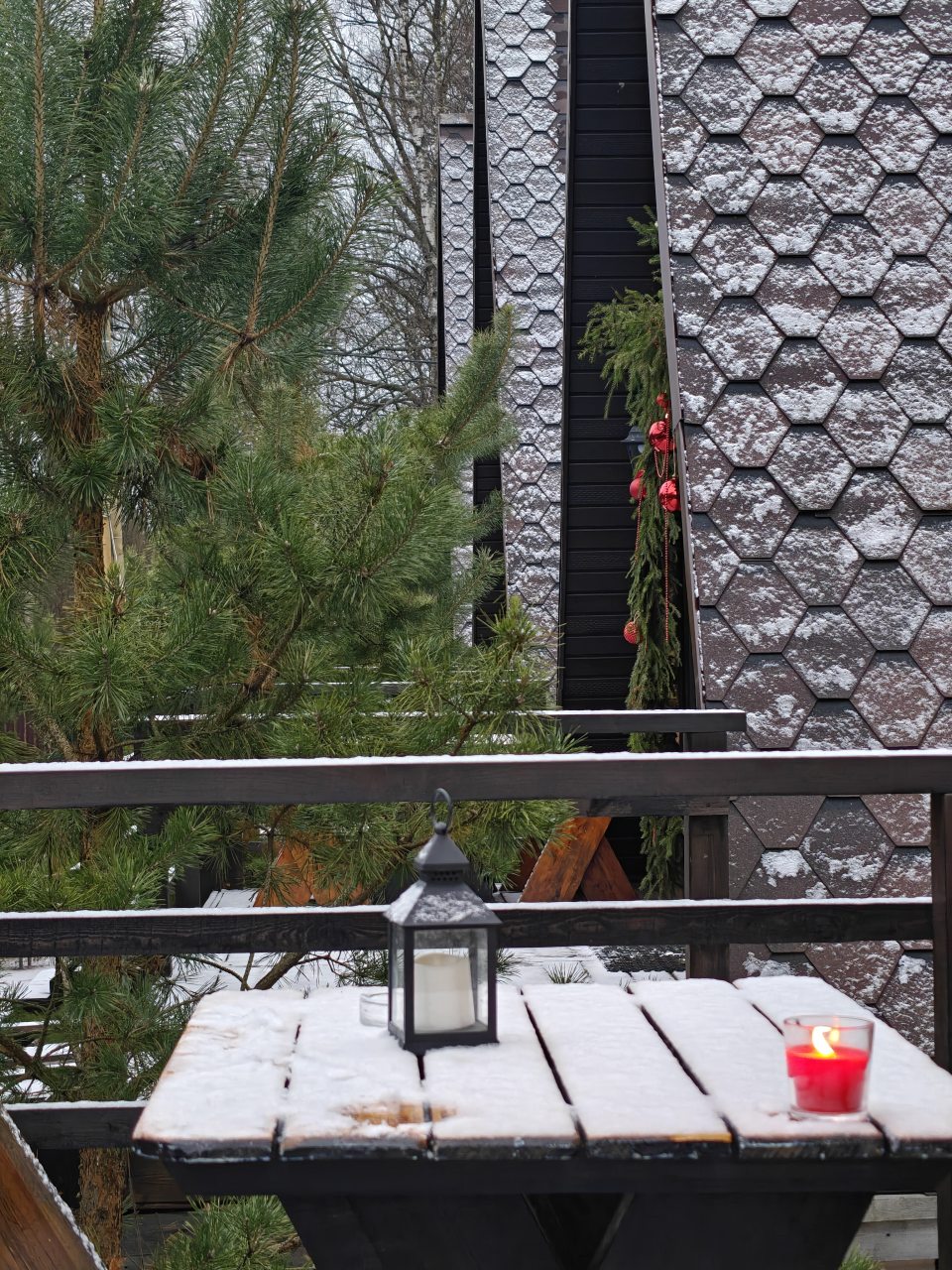 Шале (Шале 2 все оттенки красного), Гостевой дом Рай в шалаше в Светлом