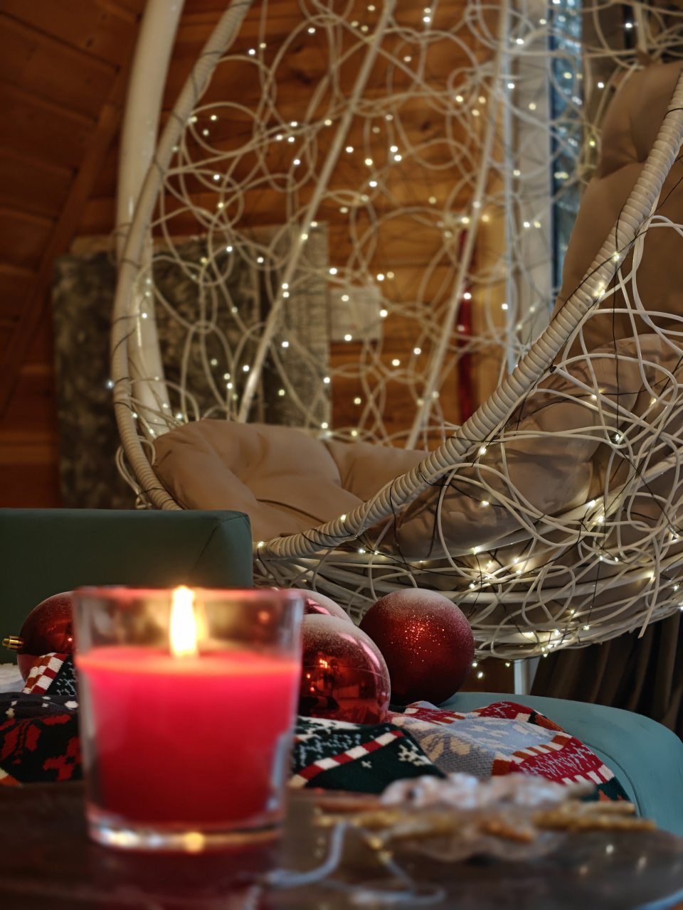 Шале (Шале 2 все оттенки красного), Гостевой дом Рай в шалаше в Светлом