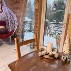 Шале (Шале 2 все оттенки красного), Гостевой дом Рай в шалаше в Светлом