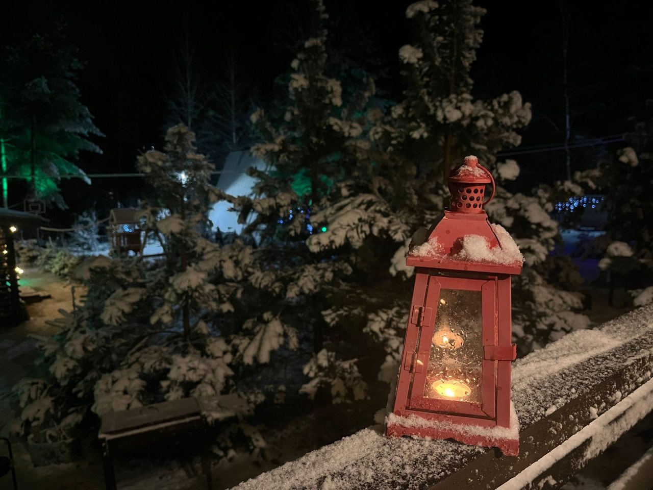 Шале (Шале 2 все оттенки красного), Гостевой дом Рай в шалаше в Светлом