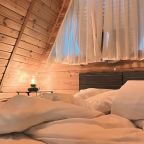 Шале (Шале 1), Гостевой дом Рай в шалаше в Светлом