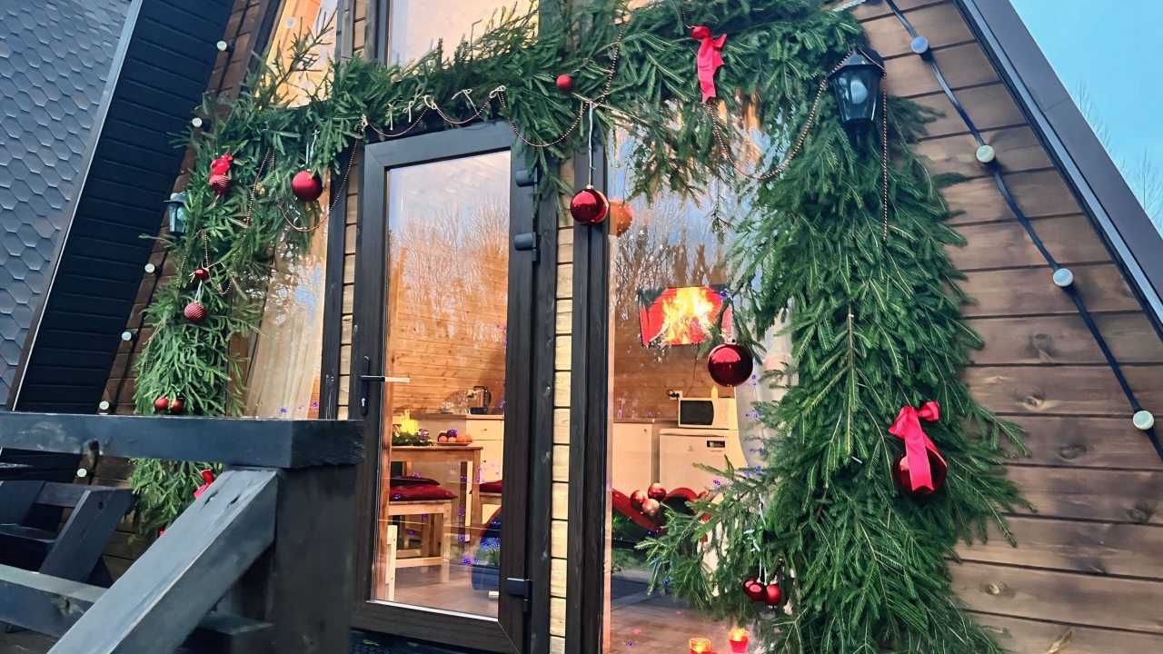 Шале (Шале 1), Гостевой дом Рай в шалаше в Светлом