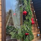 Шале (Шале 1), Гостевой дом Рай в шалаше в Светлом