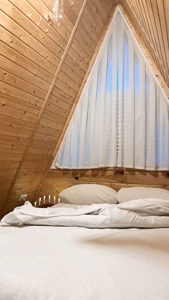 Шале (Шале 1), Гостевой дом Рай в шалаше в Светлом