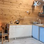 Шале (Шале 1), Гостевой дом Рай в шалаше в Светлом