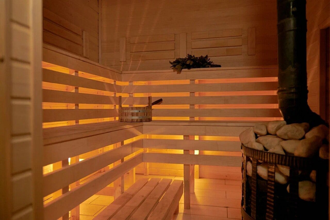 Шале (Шале 1), Гостевой дом Рай в шалаше в Светлом