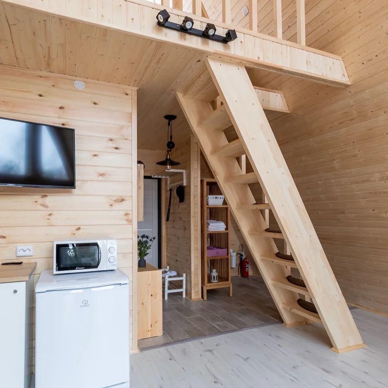 Шале (Шале 1), Гостевой дом Рай в шалаше в Светлом