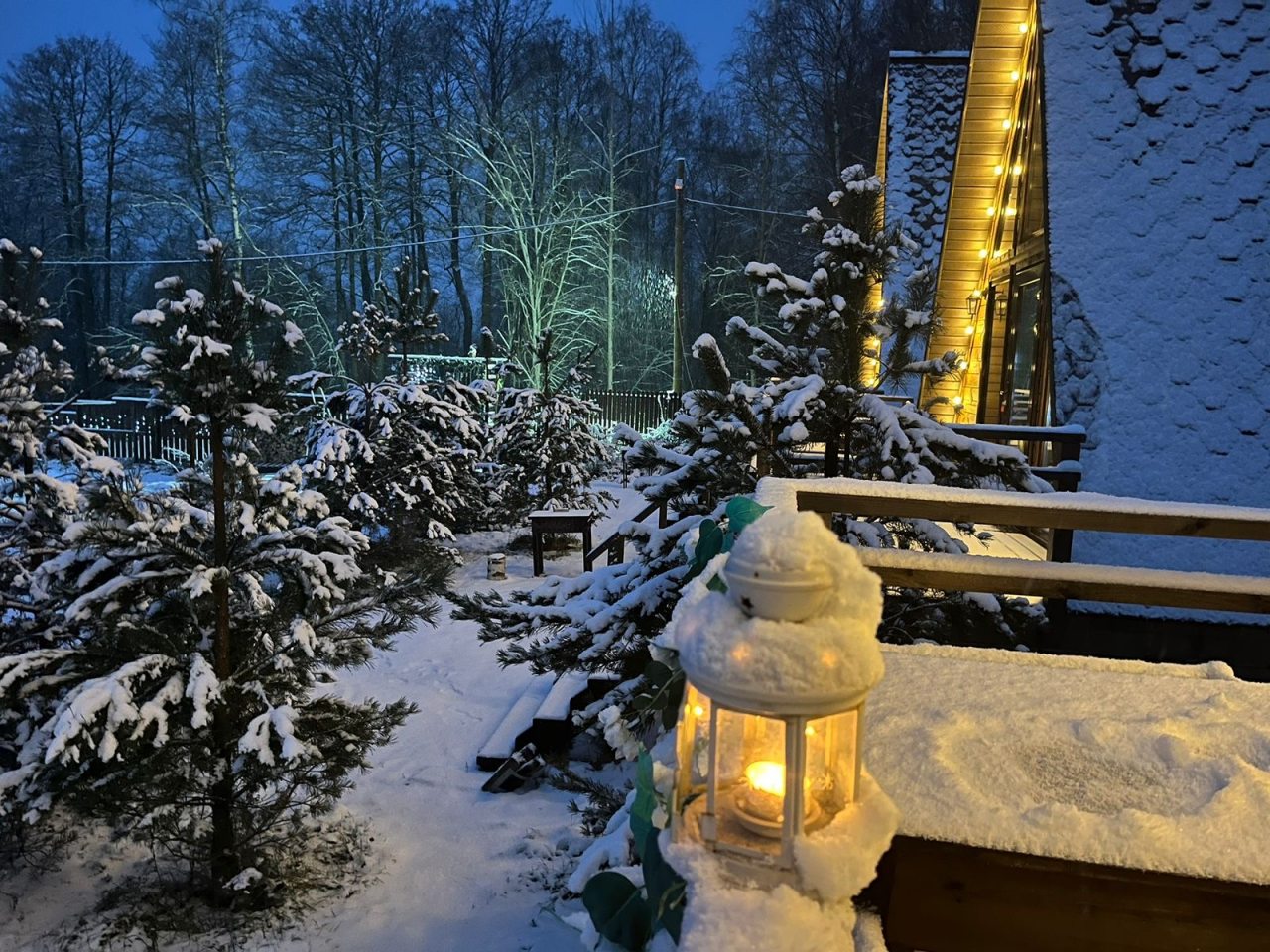 Шале (Шале 1), Гостевой дом Рай в шалаше в Светлом