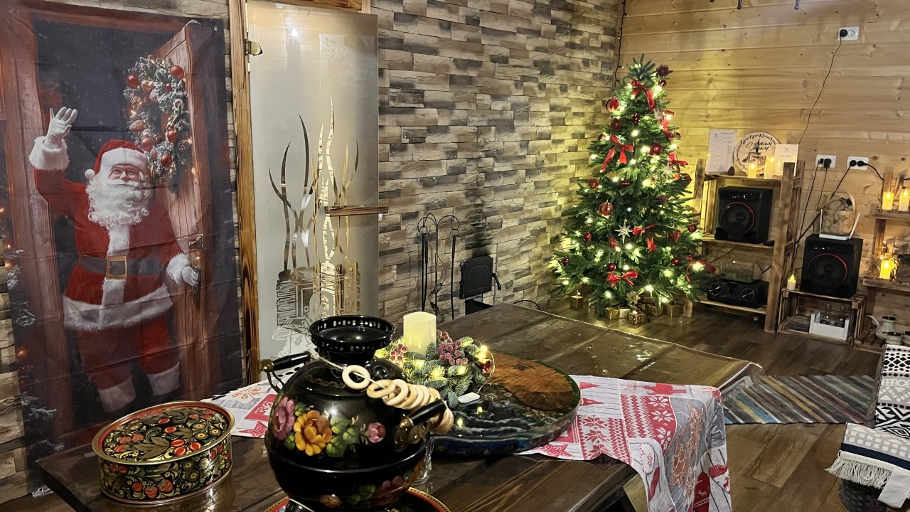 Шале (Шале 3), Гостевой дом Рай в шалаше в Светлом