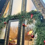 Шале (Шале 3), Гостевой дом Рай в шалаше в Светлом