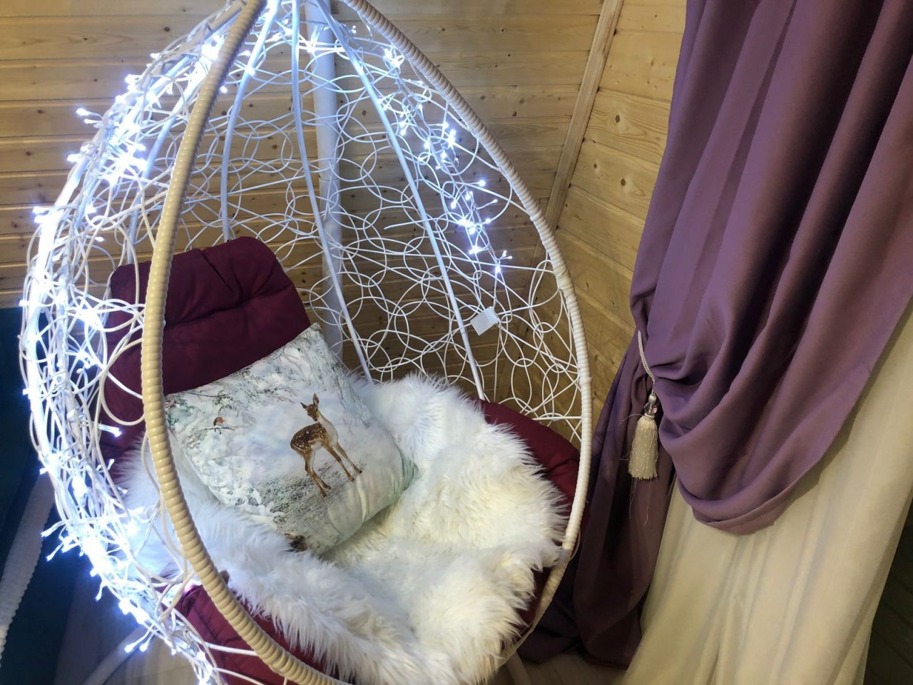 Шале (Шале 3), Гостевой дом Рай в шалаше в Светлом