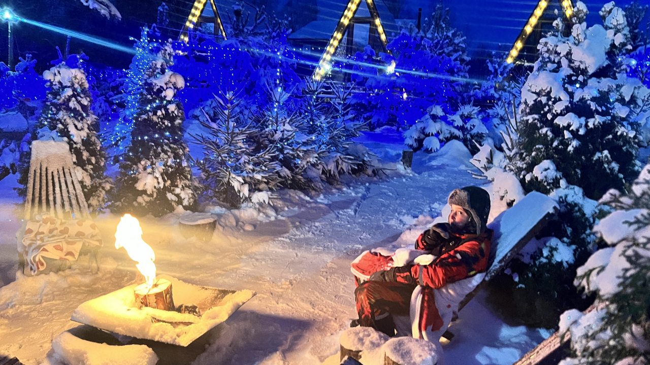 Шале (Шале 2 все оттенки красного), Гостевой дом Рай в шалаше в Светлом