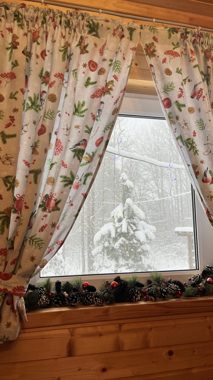 Шале (Шале 2 все оттенки красного), Гостевой дом Рай в шалаше в Светлом