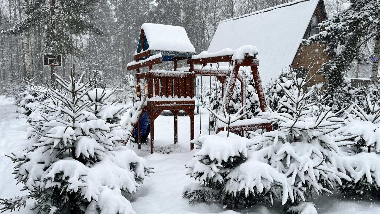 Шале (Шале 2 все оттенки красного), Гостевой дом Рай в шалаше в Светлом