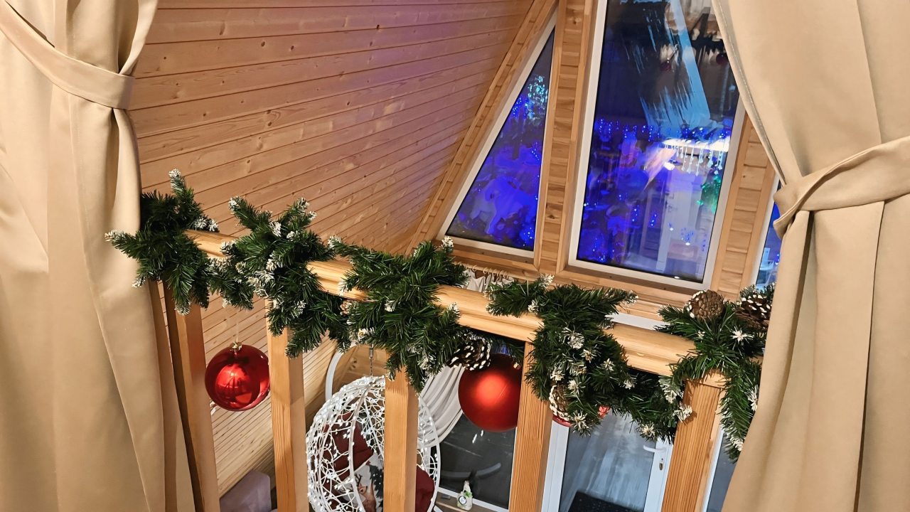 Шале (Шале 1), Гостевой дом Рай в шалаше в Светлом