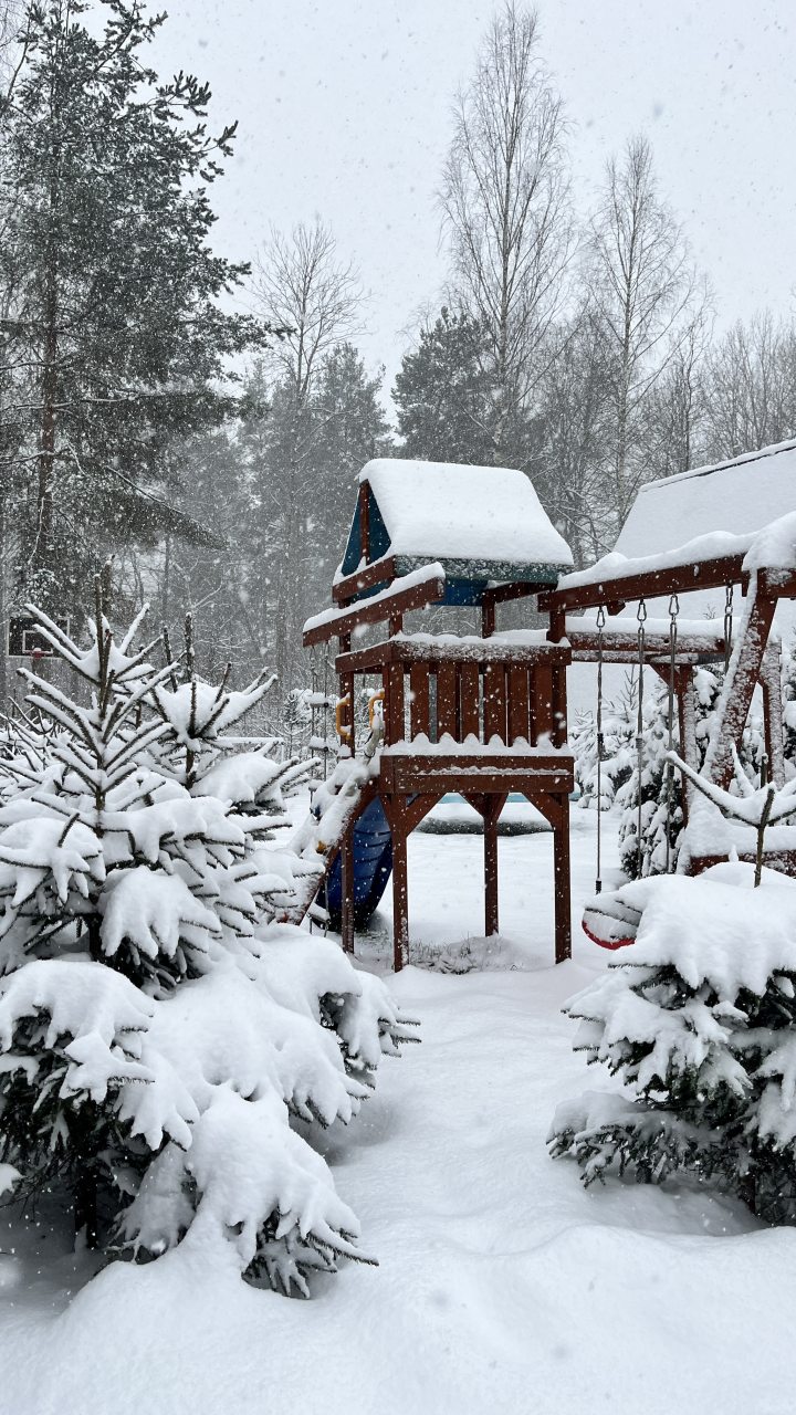Шале (Шале 1), Гостевой дом Рай в шалаше в Светлом