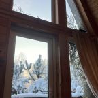 Шале (Шале 2 все оттенки красного), Гостевой дом Рай в шалаше в Светлом