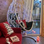 Шале (Шале 2 все оттенки красного), Гостевой дом Рай в шалаше в Светлом