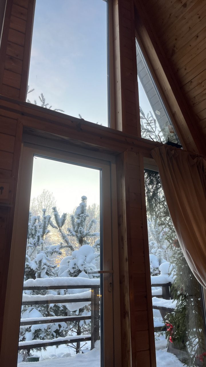 Шале (Шале 3), Гостевой дом Рай в шалаше в Светлом