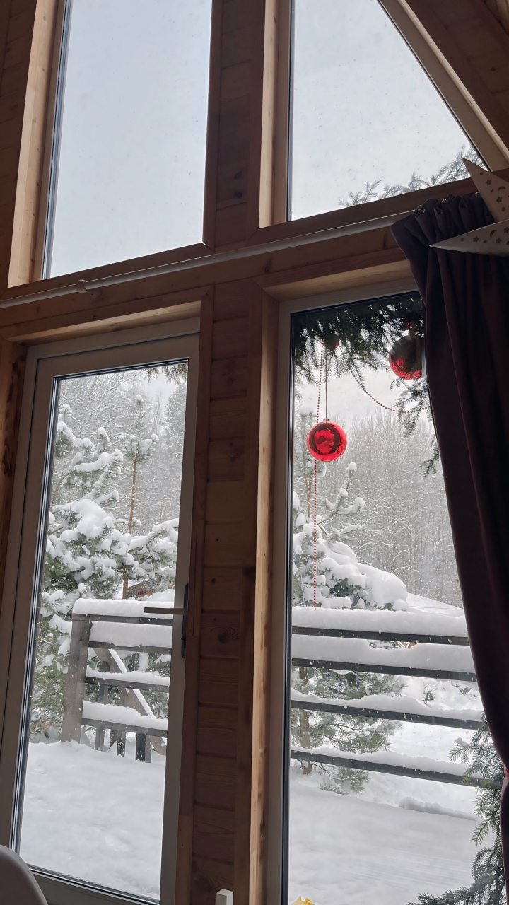 Шале (Шале 3), Гостевой дом Рай в шалаше в Светлом