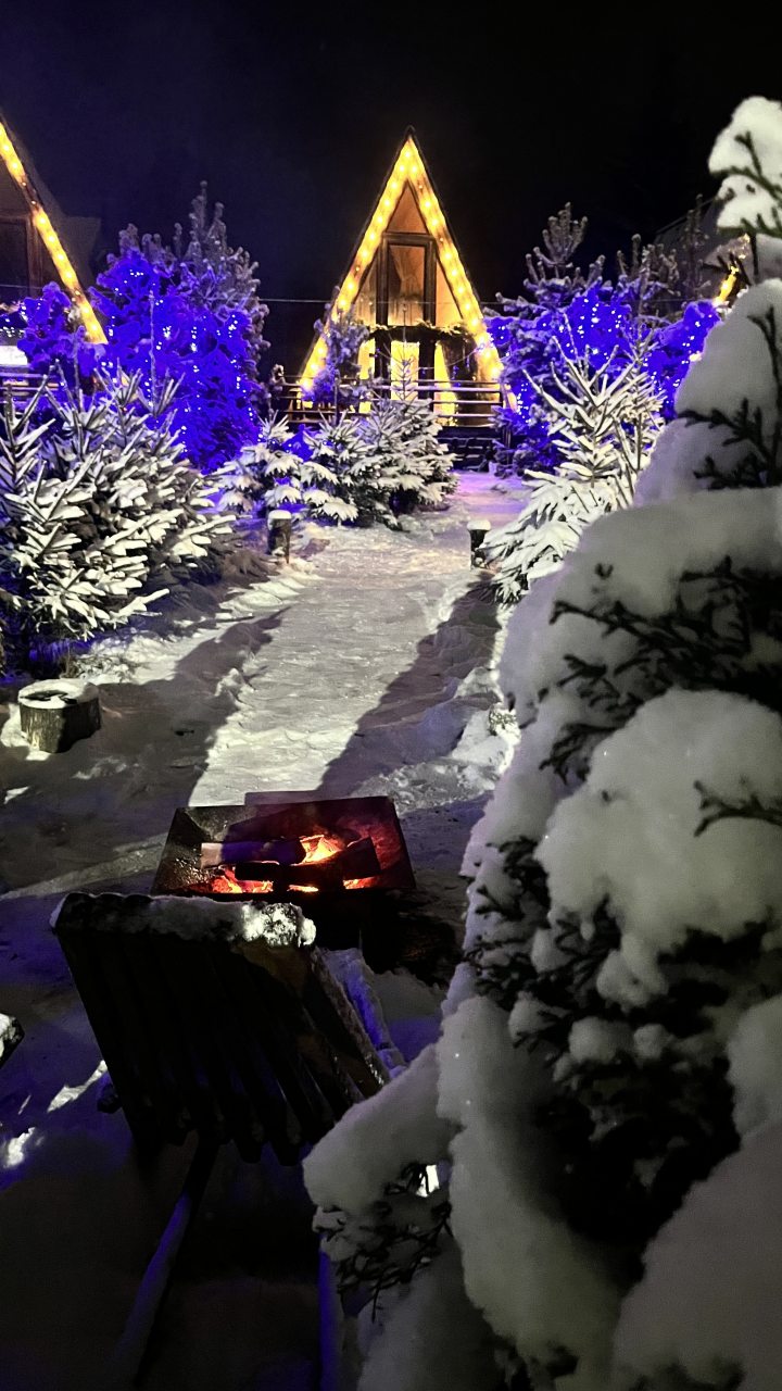 Шале (Шале 3), Гостевой дом Рай в шалаше в Светлом