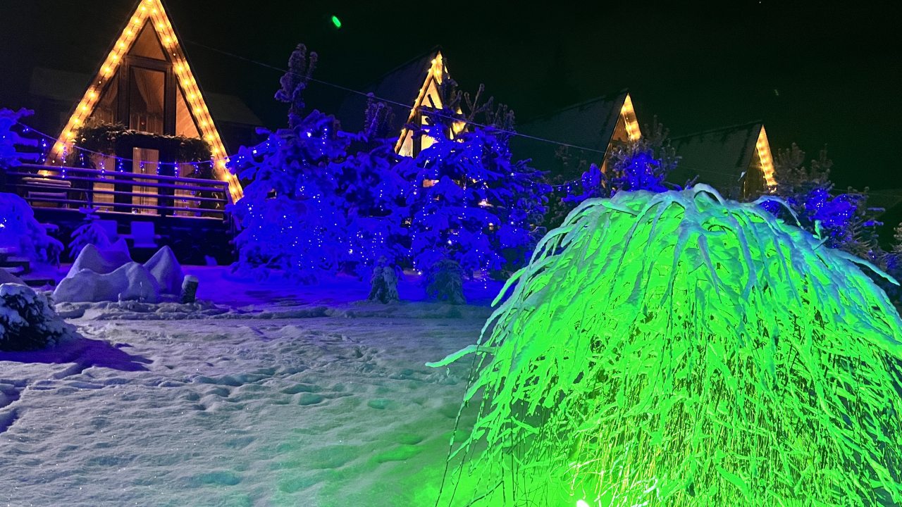 Шале (Шале 3), Гостевой дом Рай в шалаше в Светлом