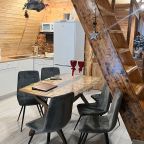 Шале (Большой дом с видом на лес), Гостевой дом Рай в шалаше в Светлом